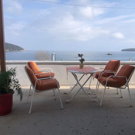 Nikos Rooms Néa Péramos Zewnętrze zdjęcie