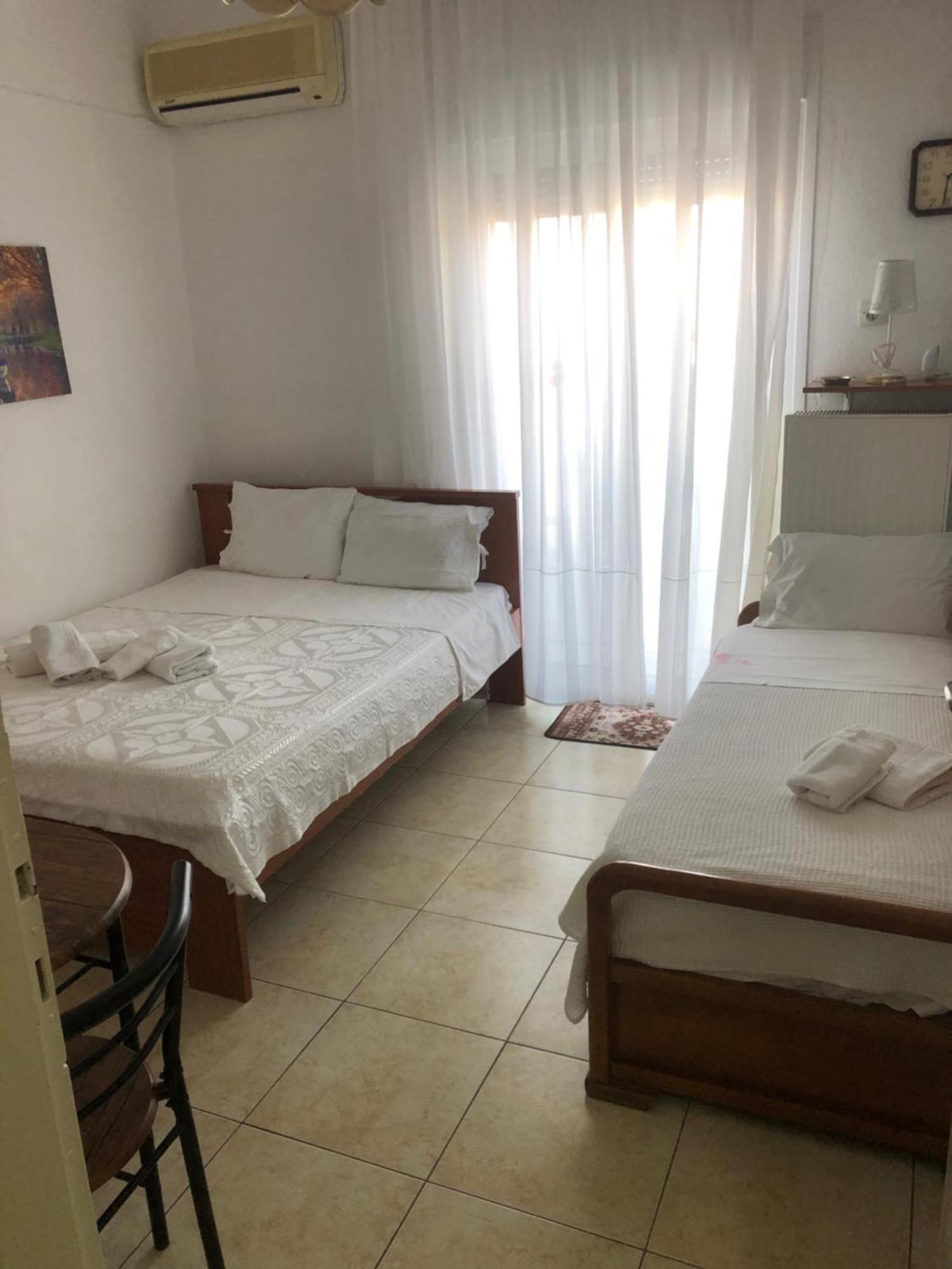 Nikos Rooms Néa Péramos Zewnętrze zdjęcie