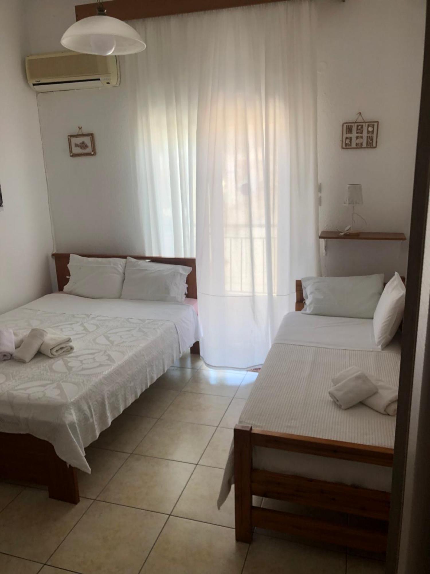 Nikos Rooms Néa Péramos Zewnętrze zdjęcie