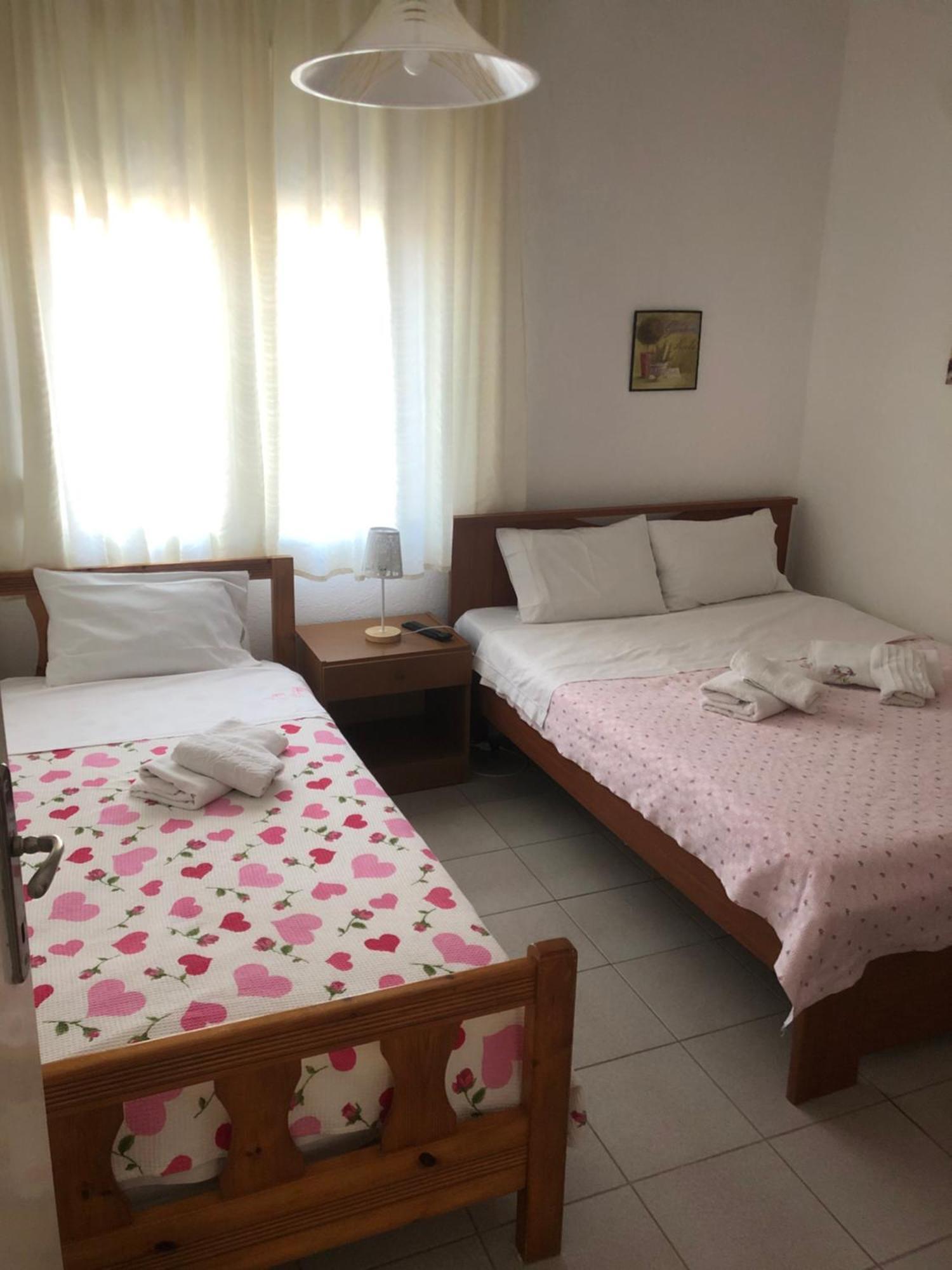 Nikos Rooms Néa Péramos Zewnętrze zdjęcie